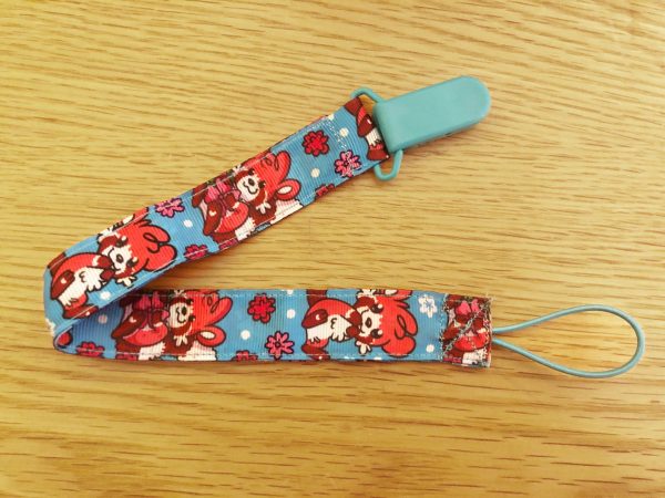 Red Panda - Pacifier Clip - Image 3