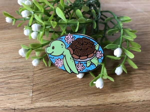 Aztec turtle - Enamel Pin